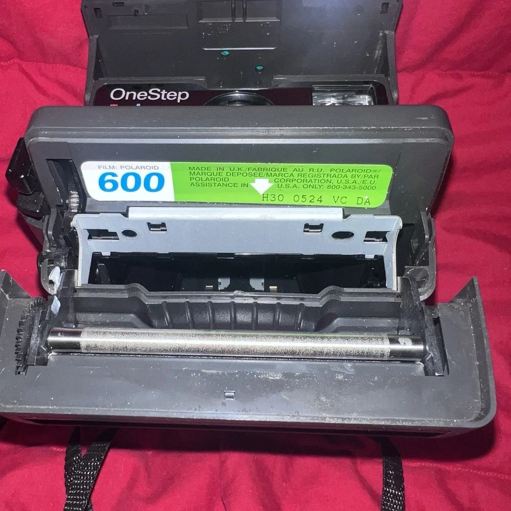 Polaroid One Step Close Up Instant Camera With Strap